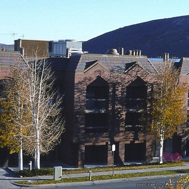Raintree'S Park Plaza 帕克城 外观 照片